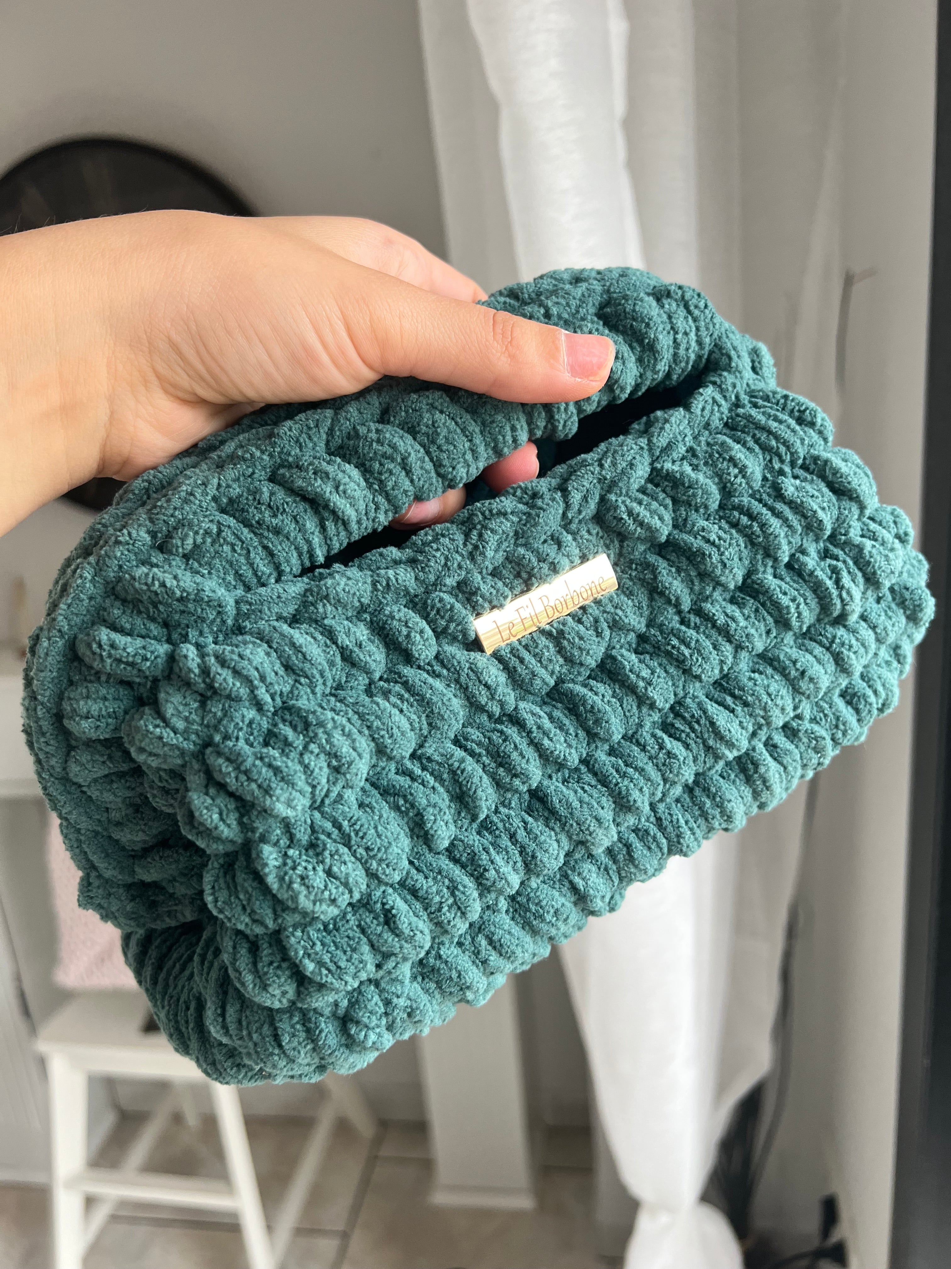 Cozy Clutch Green