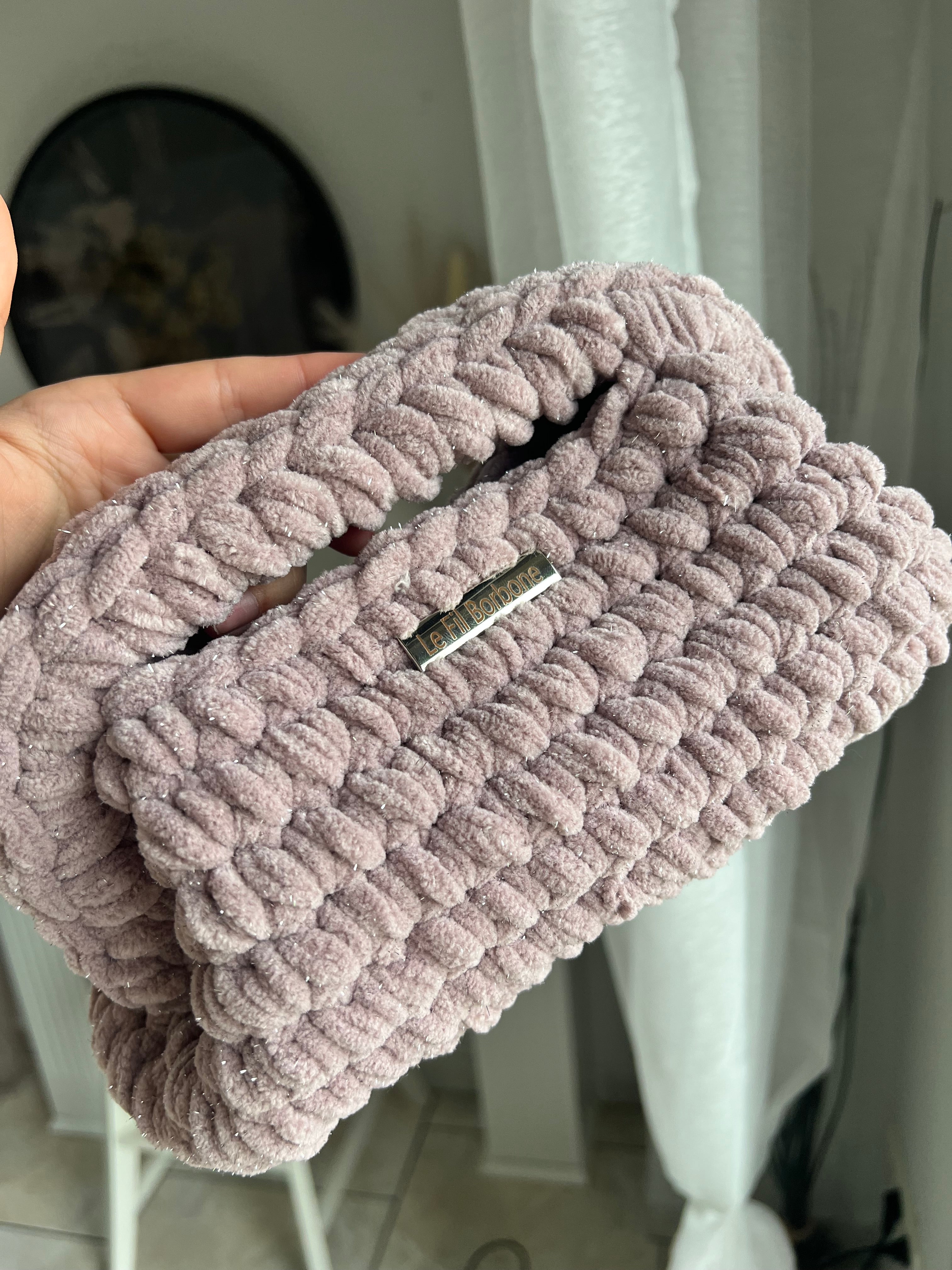 Cozy Clutch Rose