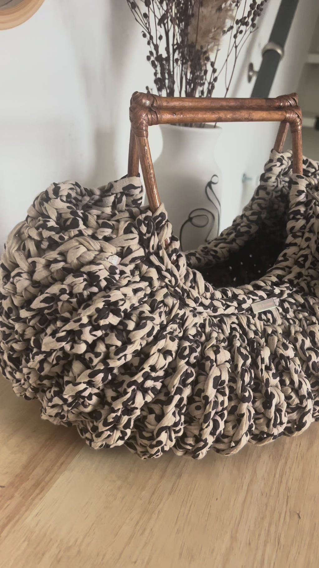 Moon Bag Leo