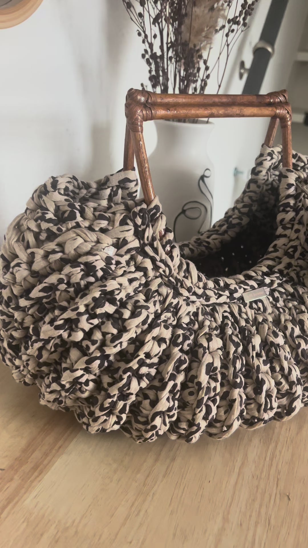 Moon Bag Leo